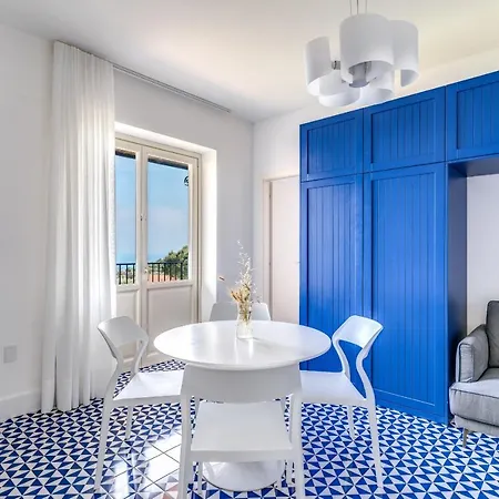 Le Arcate Giuliana By Feeling Italy *