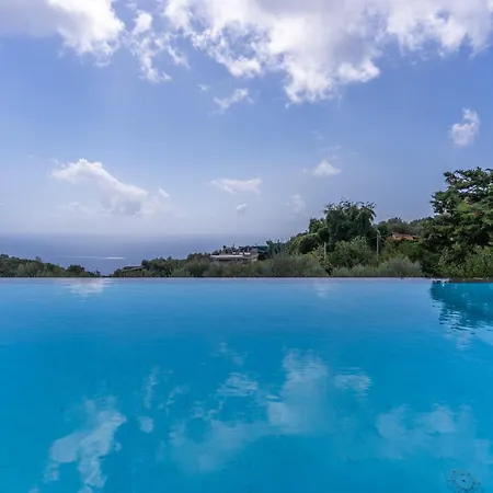 Le Arcate Giuliana By Feeling Italy شقة ماسّا لوبْرينسِ