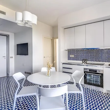 Le Arcate Giuliana - Sea View Apartment With Rooftop Jacuzzi & Services By Feeling Italy Apartamento *