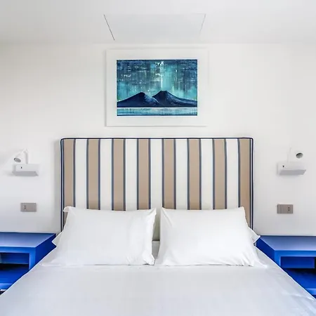 Le Arcate Giuliana - Sea View Apartment With Rooftop Jacuzzi & Services By Feeling Italy Apartamento *