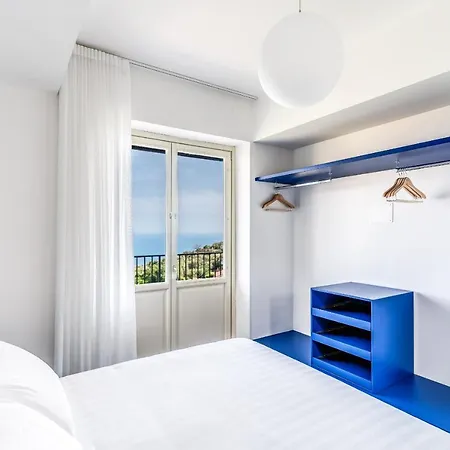 Le Arcate Giuliana - Sea View Apartment With Rooftop Jacuzzi & Services By Feeling Italy * Massa Lubrense
